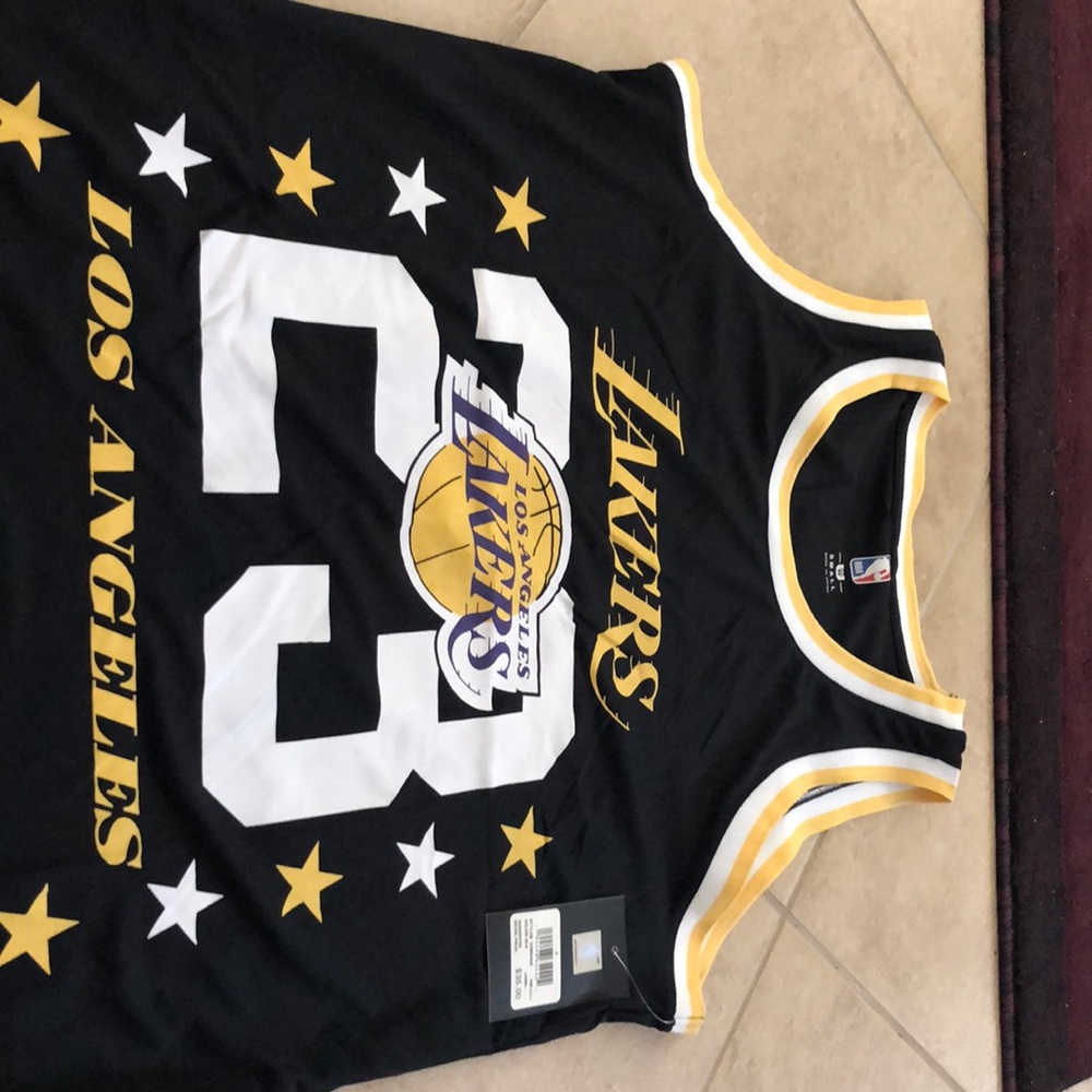 Laker  LeBron James jersey